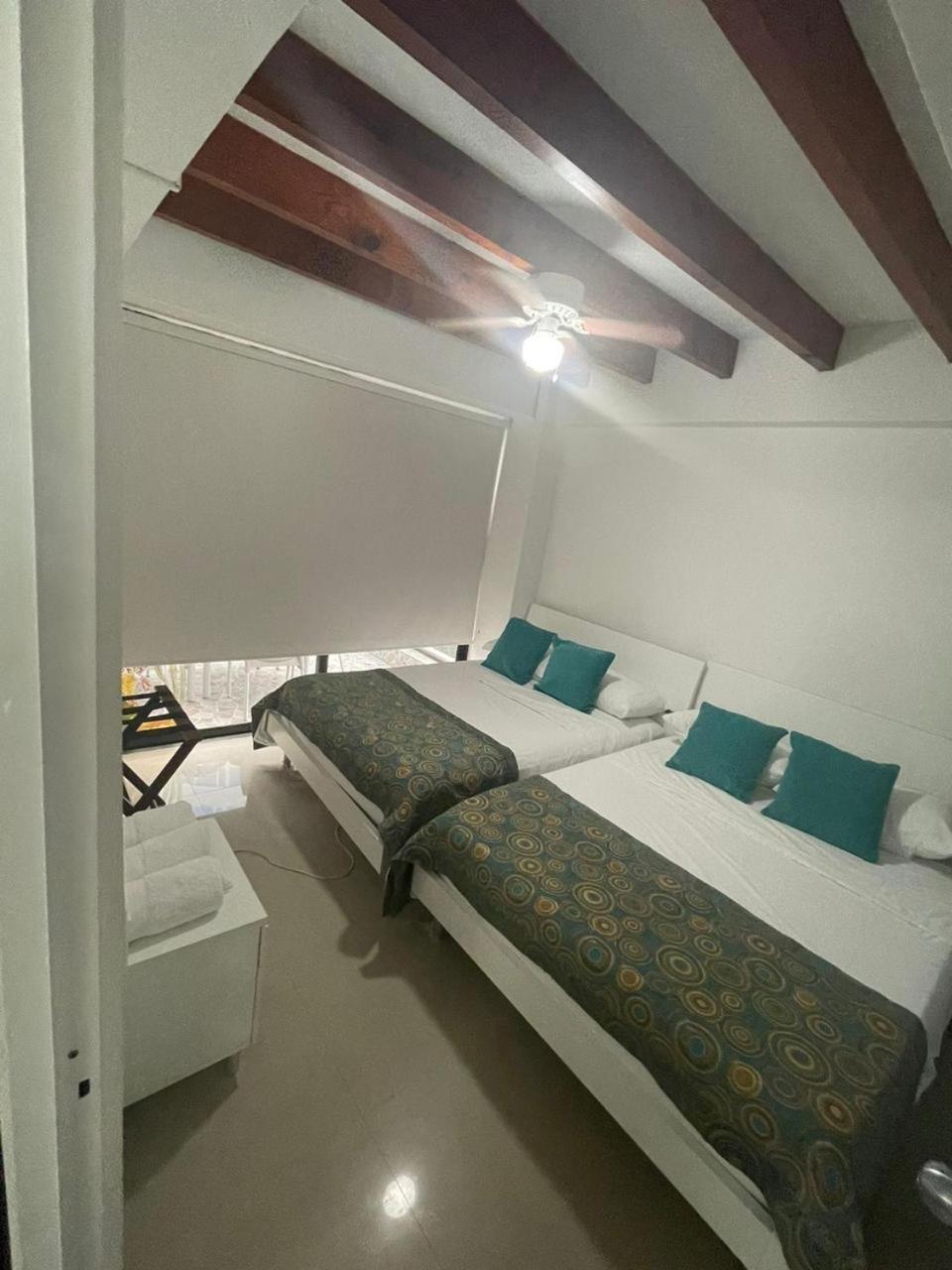 Bayluxe 2 Cuadras De La Playa Apartamento *