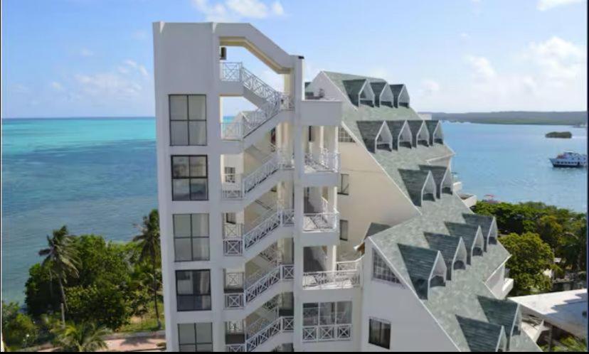Apartamento Bayluxe 2 Cuadras De La Playa