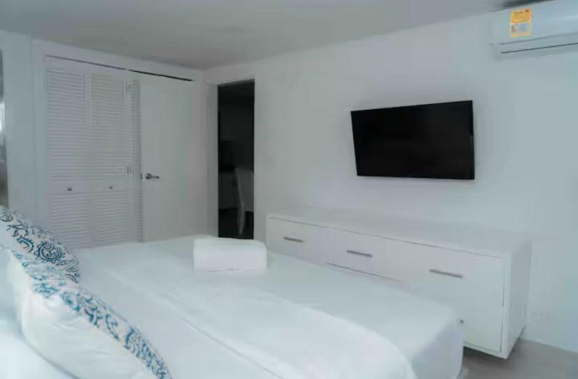 Apartamento Reef Aptos 1 Cuadra De La Playa San Andrés