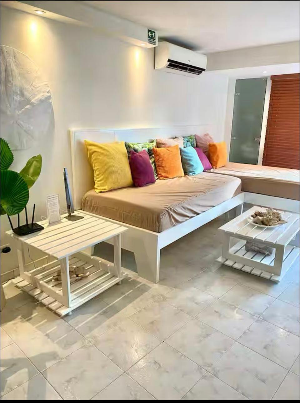 Reef Aptos 1 Cuadra De La Playa Apartamento