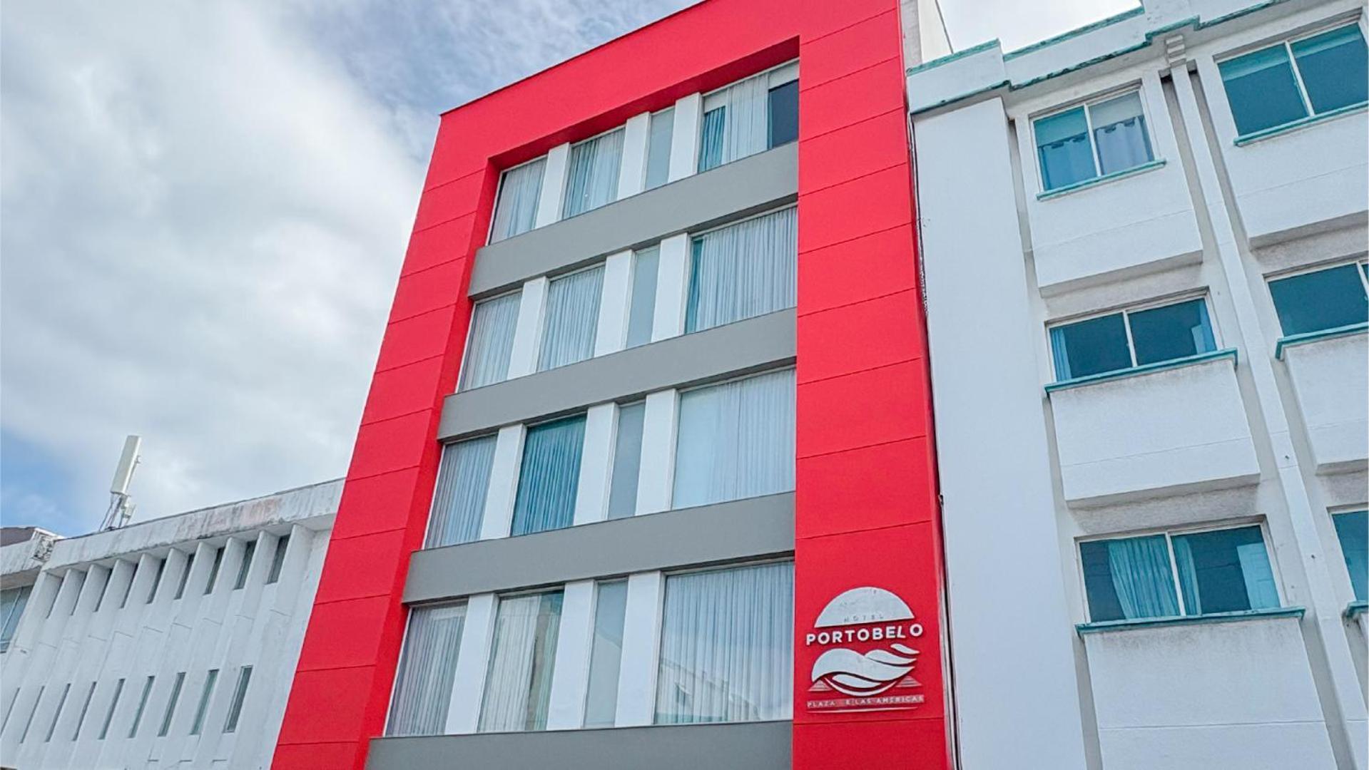Hotel Portobelo Plaza De Americas 4*