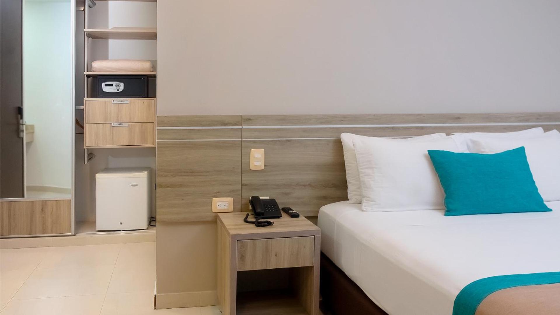 Portobelo Plaza De Americas 4*