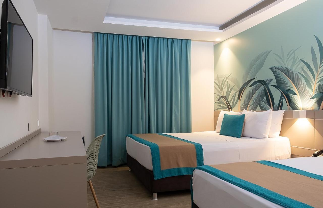 Portobelo Plaza De Americas Hotel