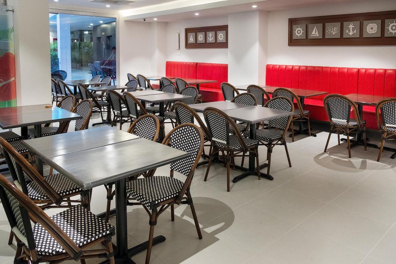 Hotel Portobelo Plaza De Americas 4*
