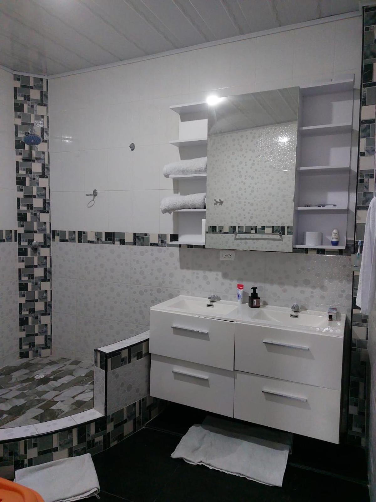 Cocos Place Guest house 2*