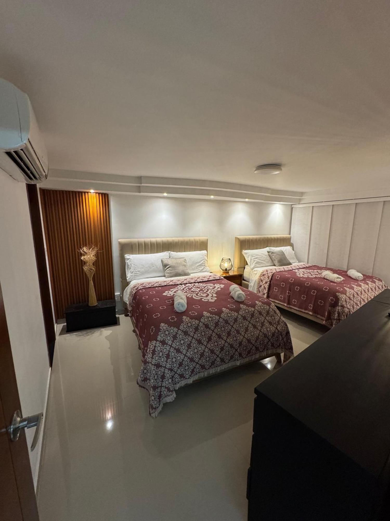 Lujoso Con Vistas Al Mar Y Excelente Ubicacion En Apartamento San Andrés