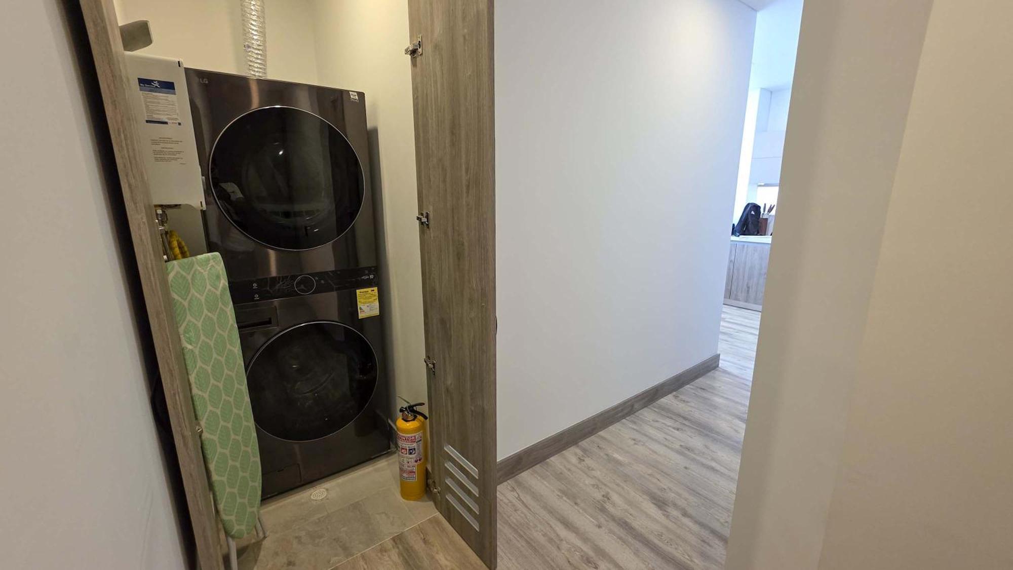 Apartamento New & Luxury 1 Bedroom In *