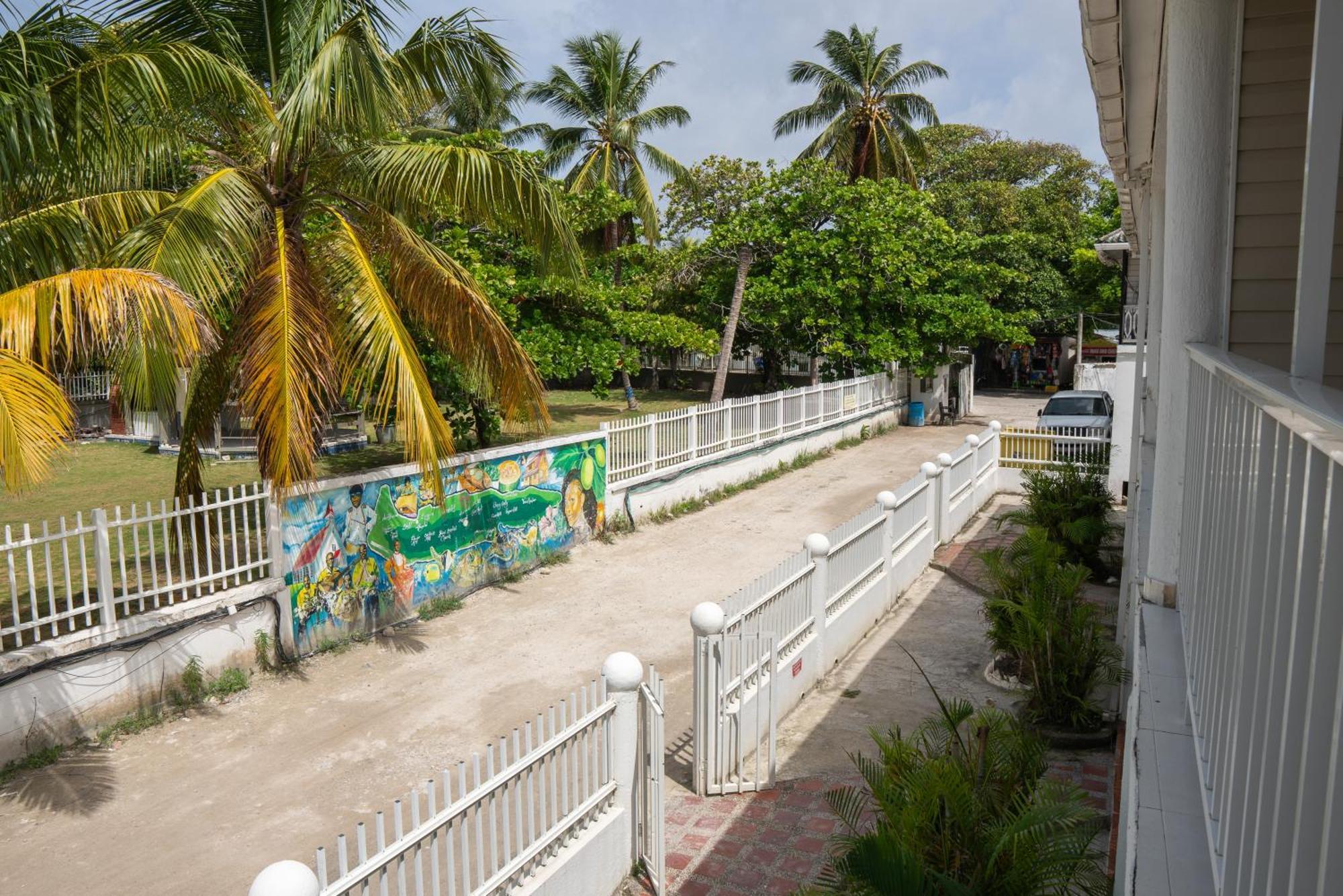 Rocky Cay