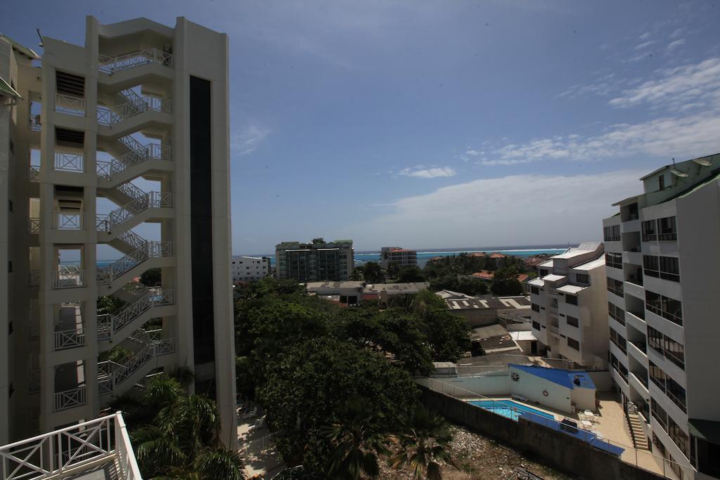 Solymar- Edificio Bay Point Apto 304 *