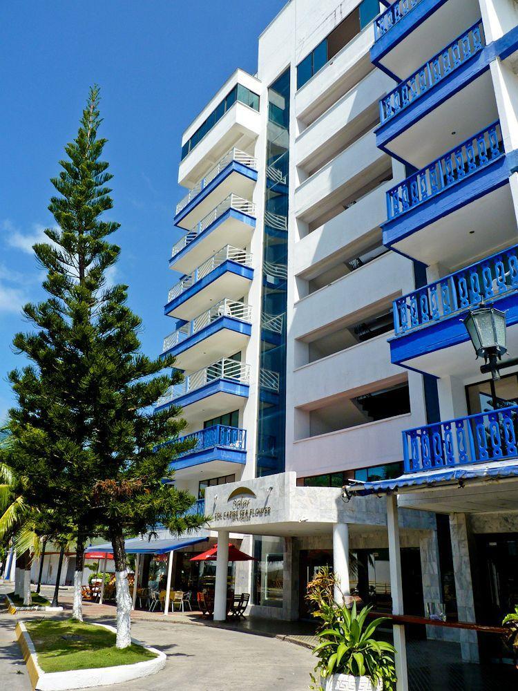 Sol Caribe Sea Flower Hotel