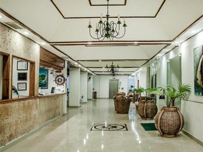 Lord Pierre Hotel