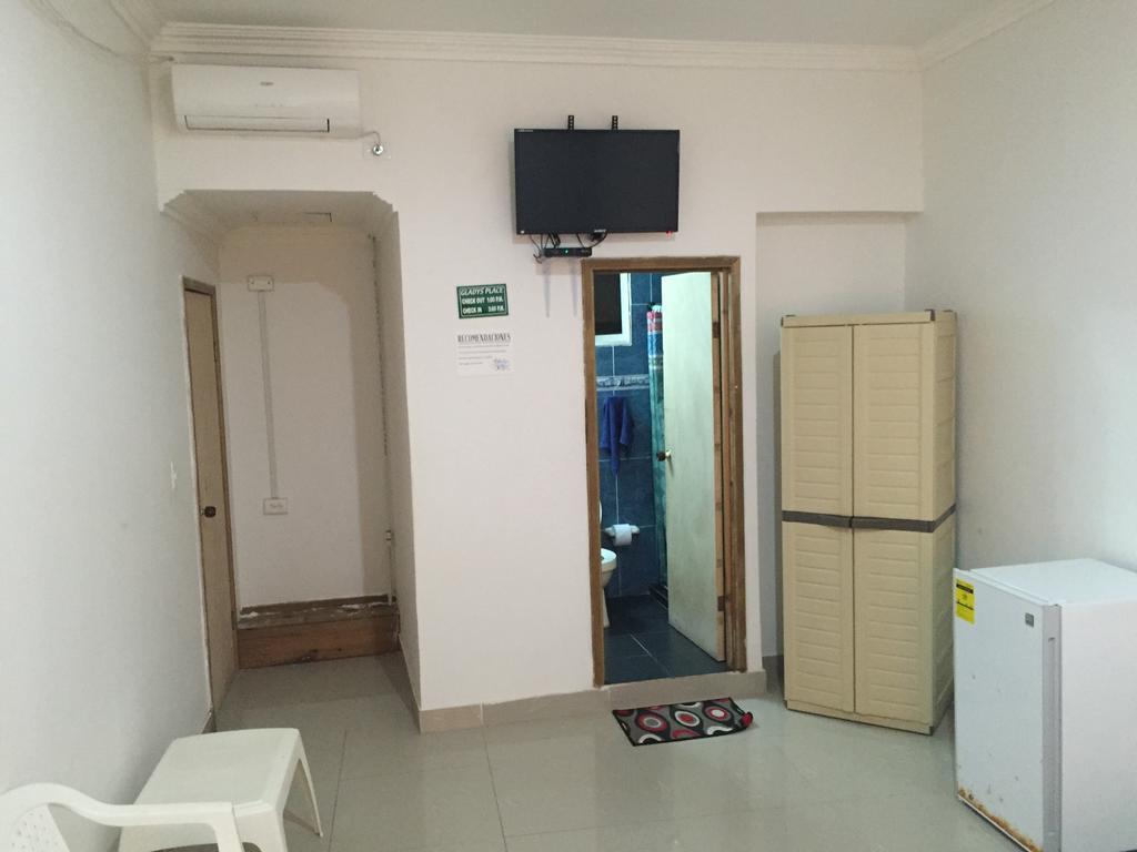 Inn Gladys Place *