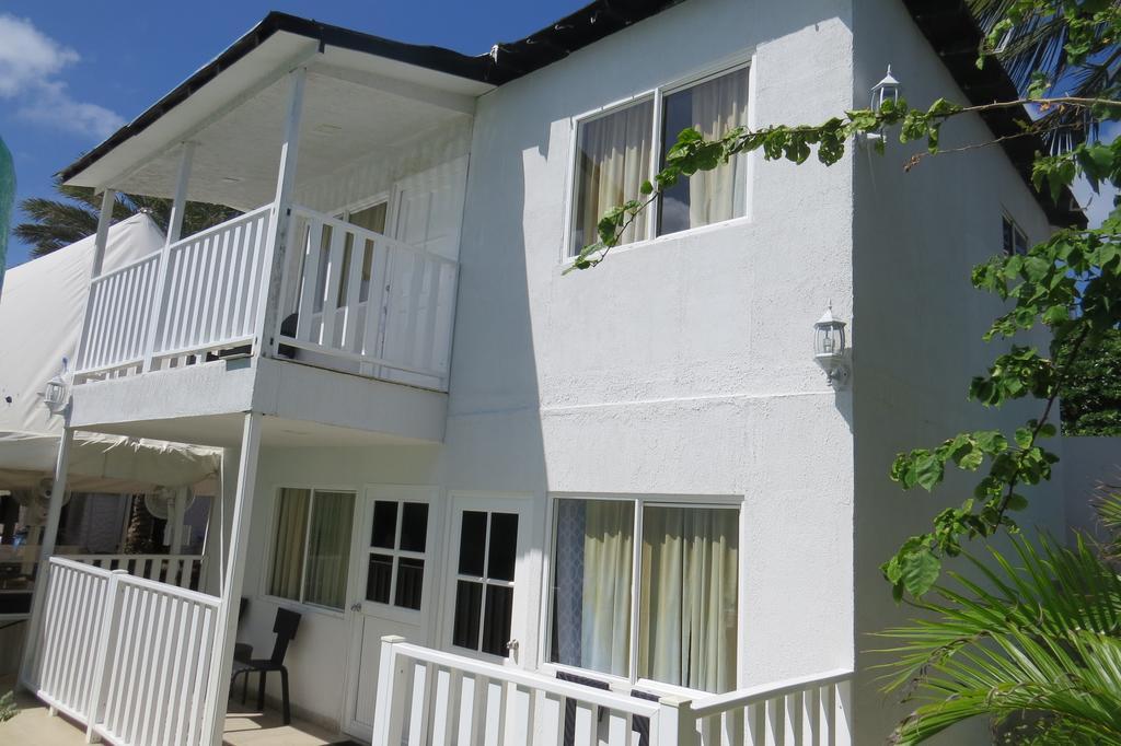 Le Castel Blanc Boutique Hotel 4*