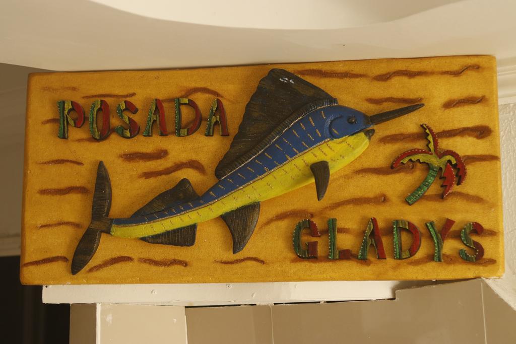 Gladys Place Inn *
