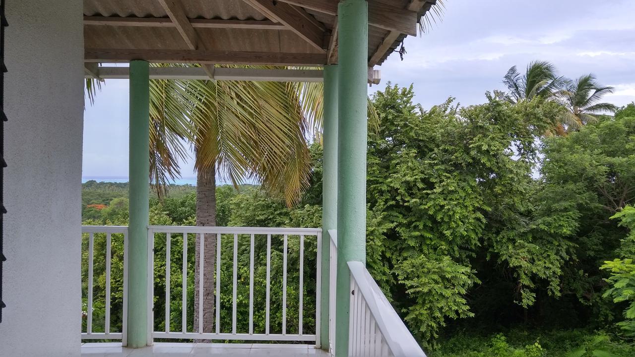 Orange Hill House Pensión San Andrés