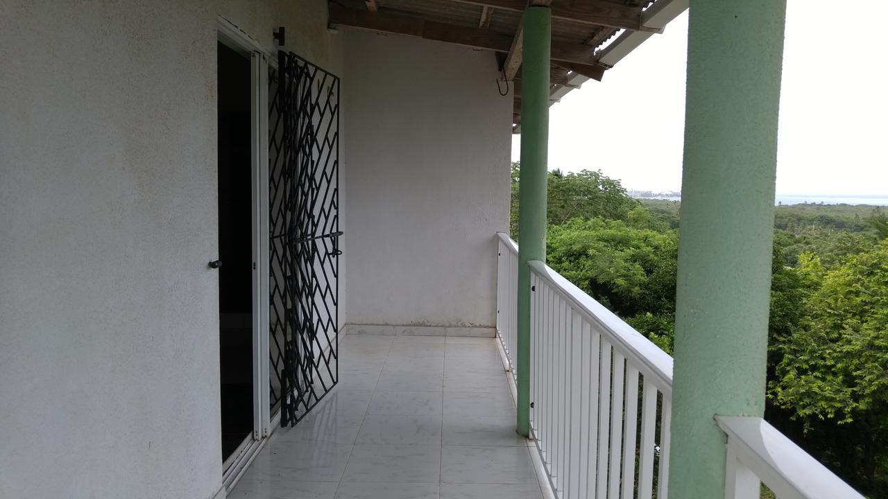 Orange Hill House Pensión San Andrés