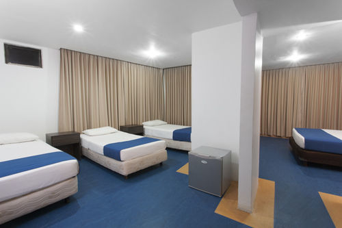 On Vacation Blue Tone Hotel