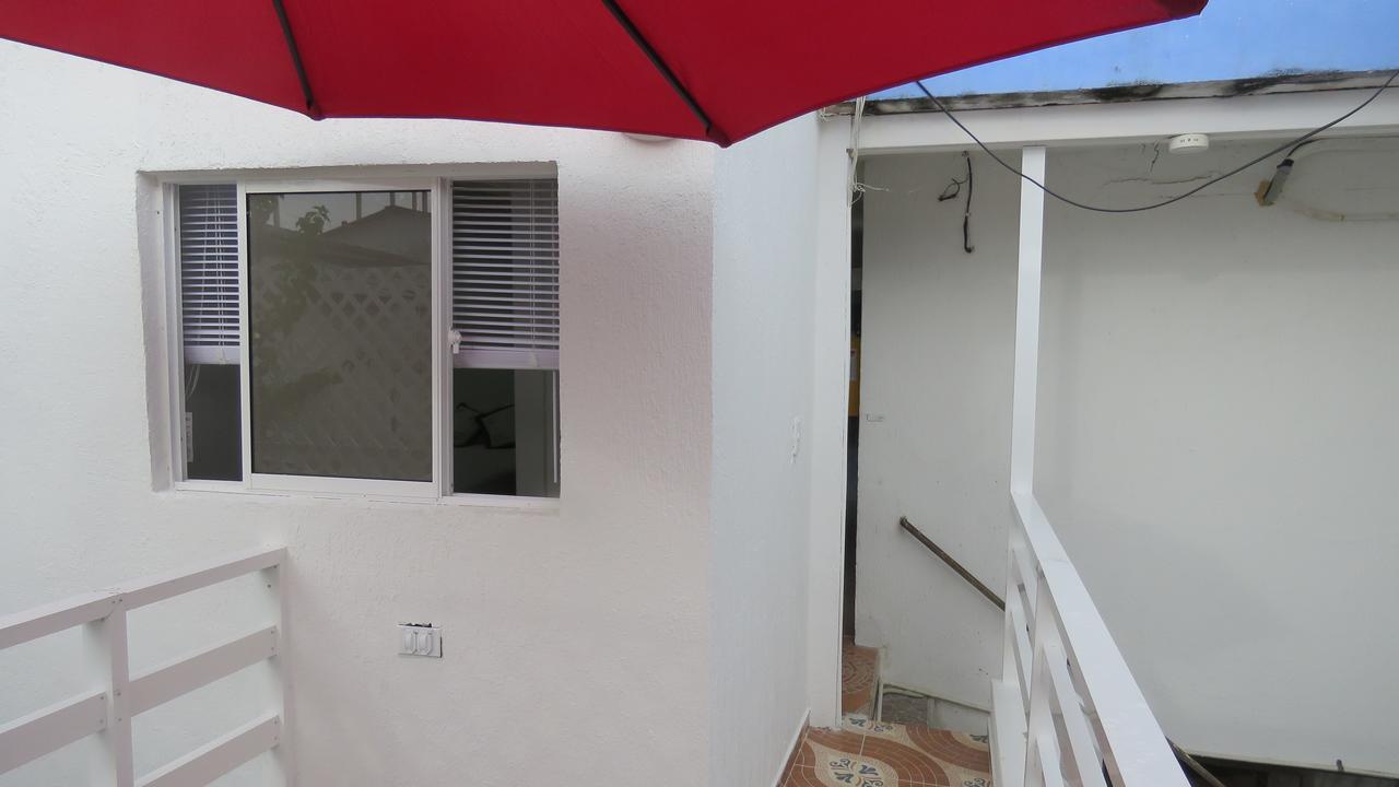 J&j Forbes - 1 Inn San Andrés