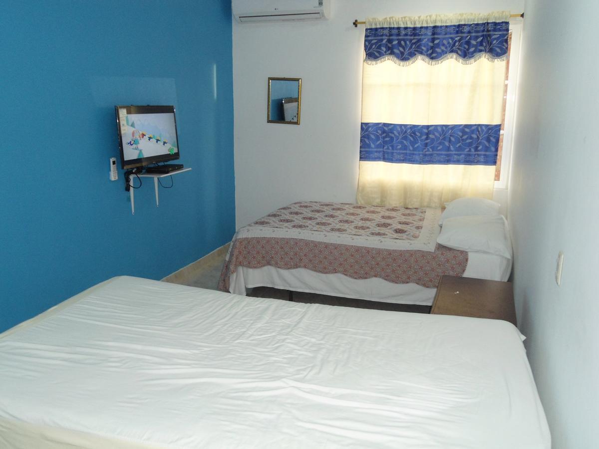 Roxi's Place * San Andres (San Andres and Providencia Islands)