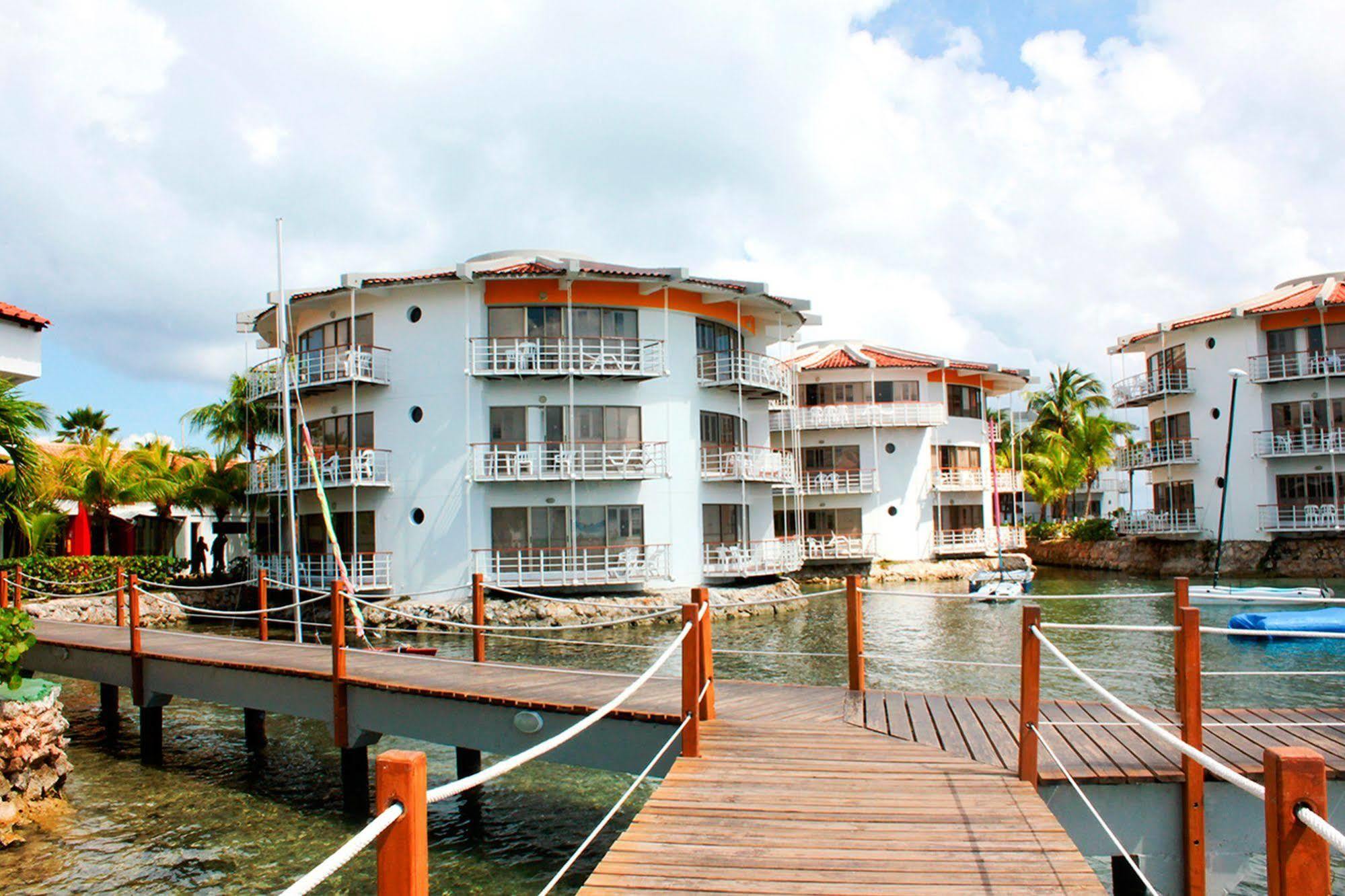 Resort Decameron Aquarium 3*