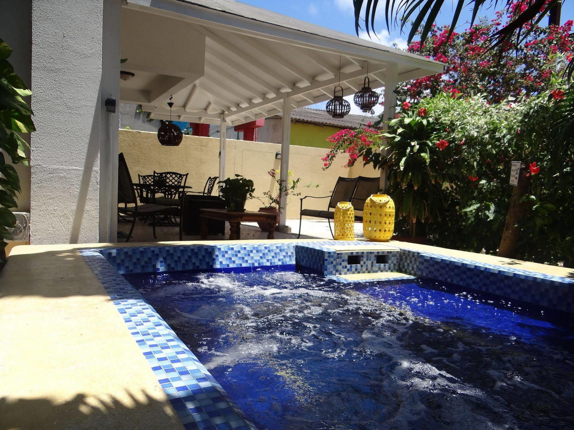 Summer House San Andrés