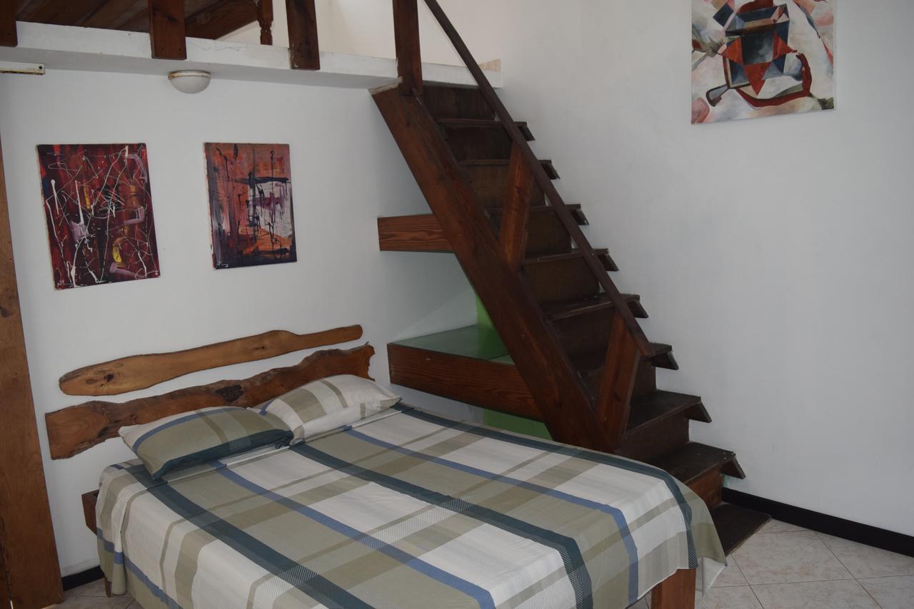 Sandy's Place * San Andrés