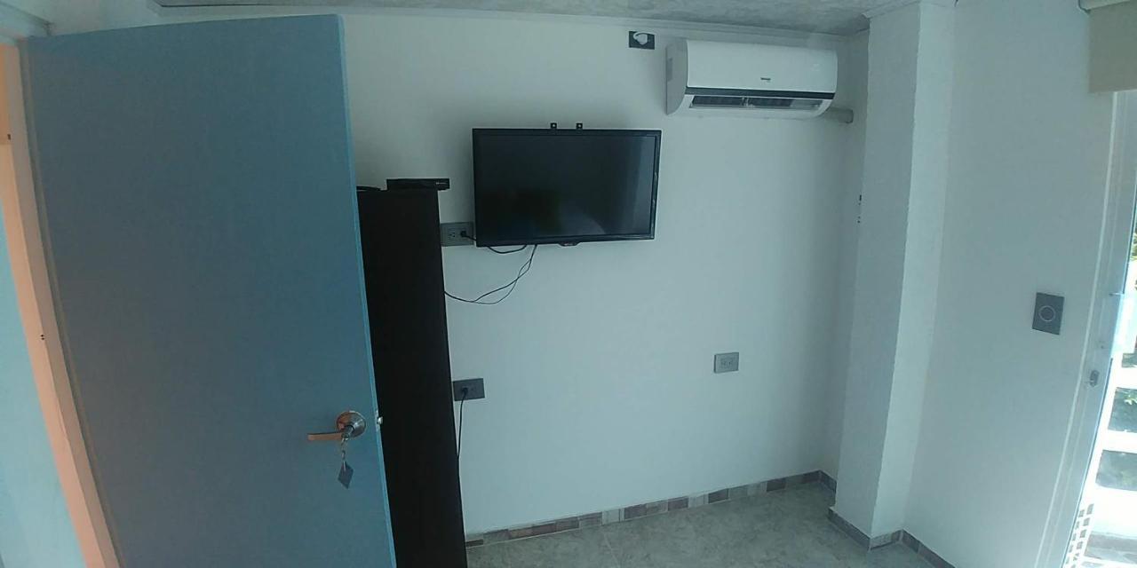 Harold's Place Apartment *