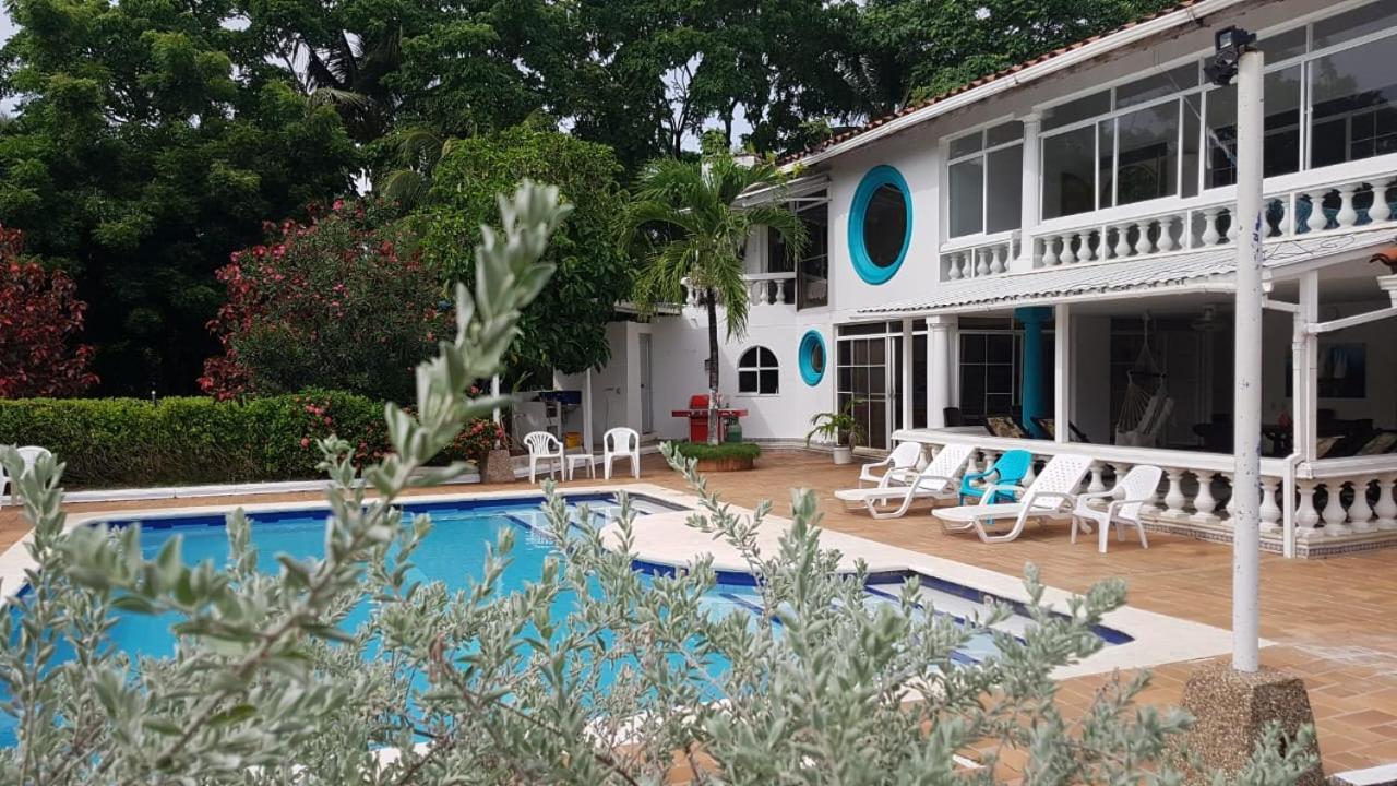 Coral House 3*