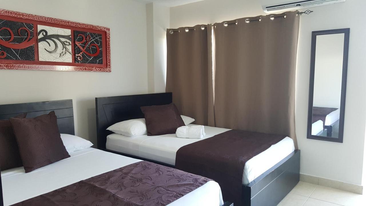 Apartahotel Caribbean Island Piso 2 3*