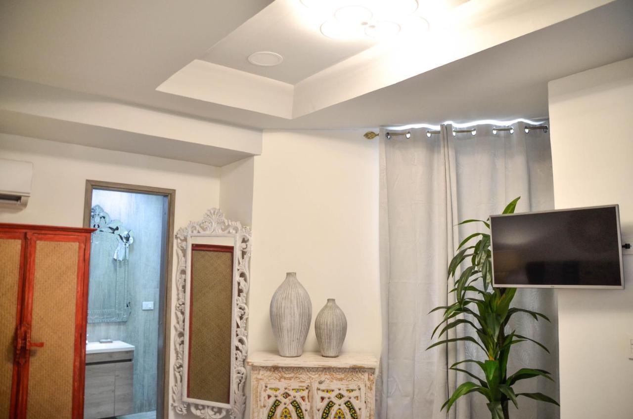 Le Castel Blanc Boutique