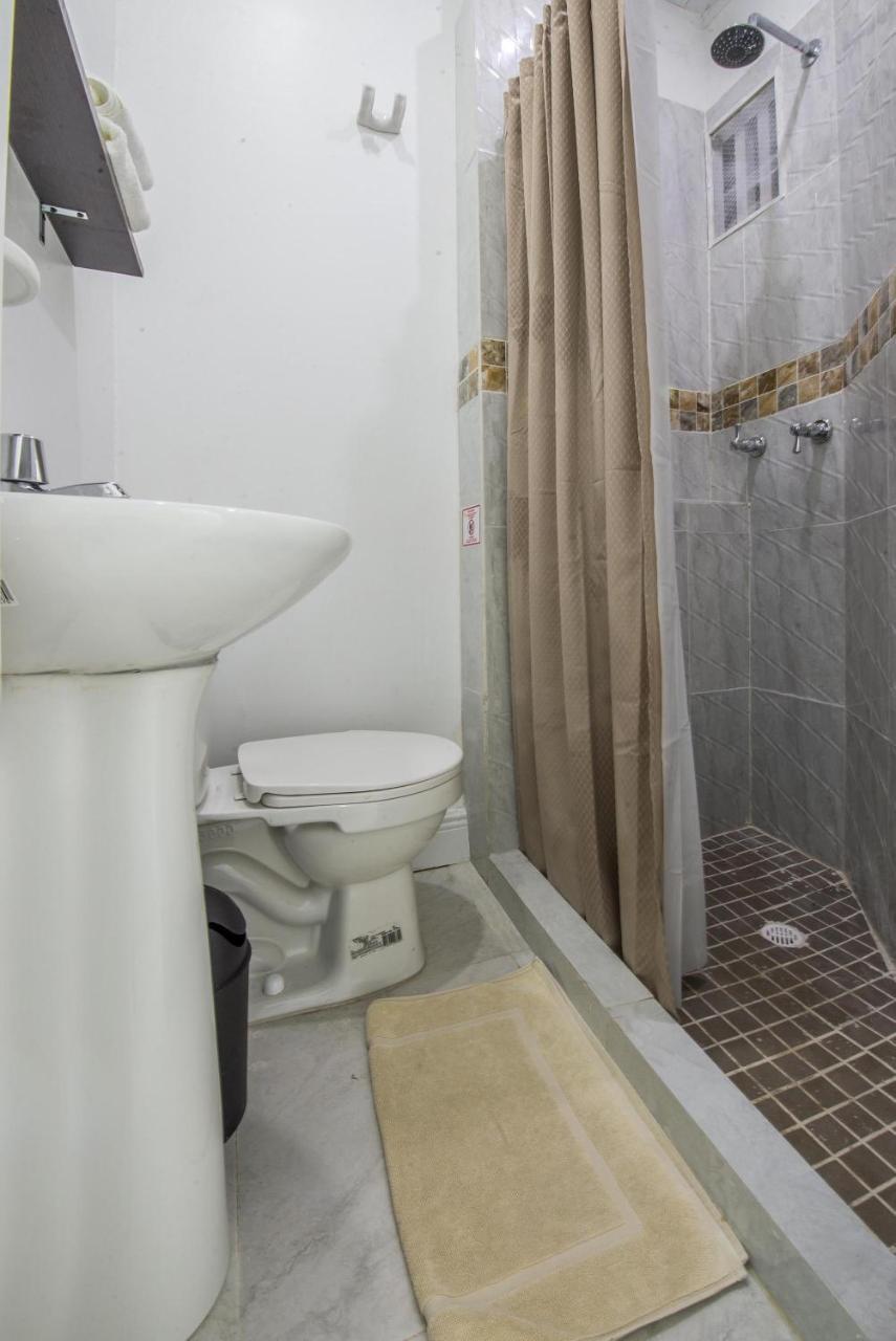 Hotel Lunas 2*