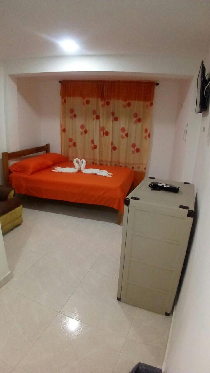 Francia Center Alojamiento Hotel