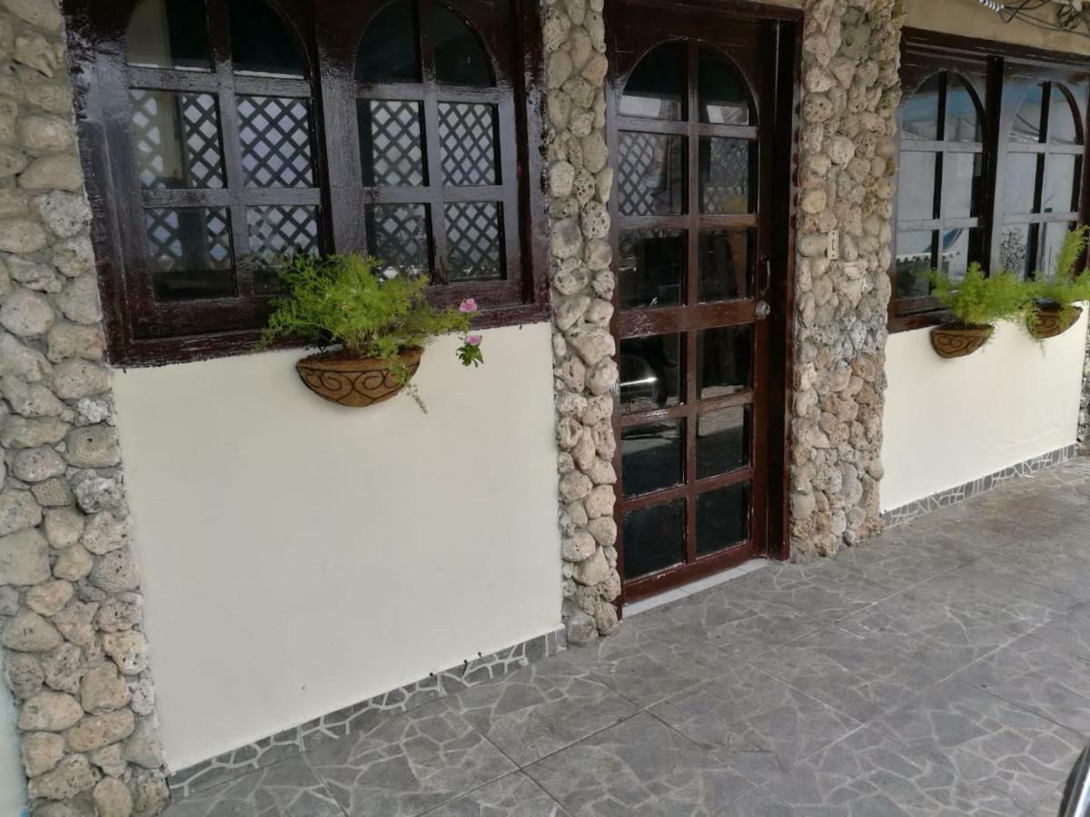 Sea House Bight Hotel económico