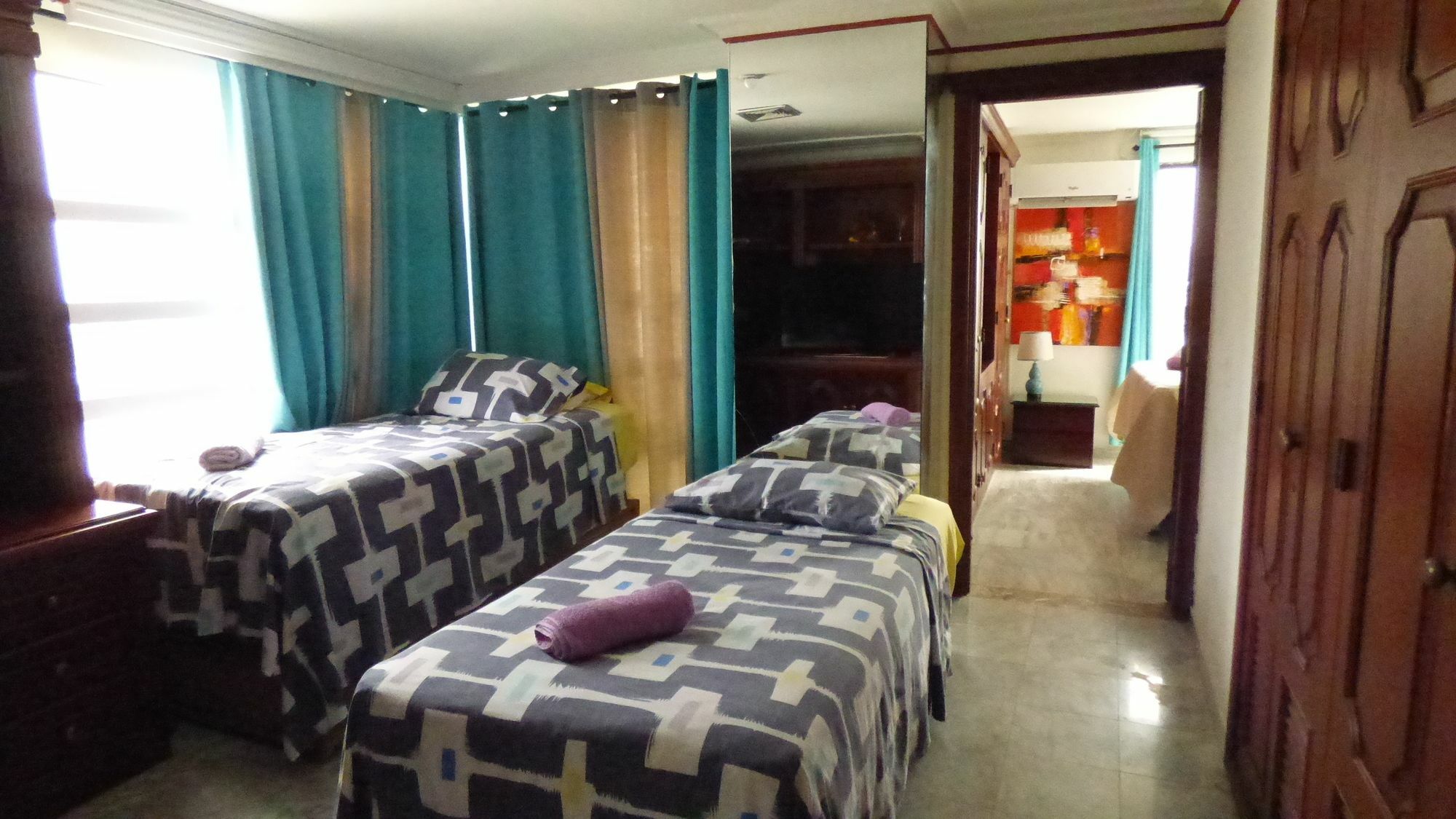 Kristhal Plaza Apartamento