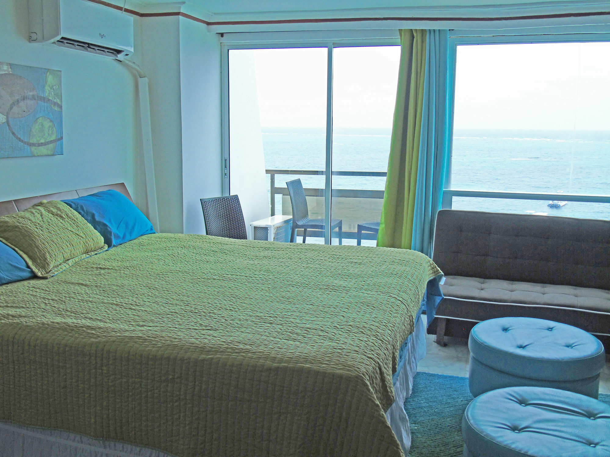 Kristhal Plaza Apartamento *