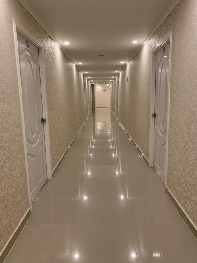 Plaza Hotel *