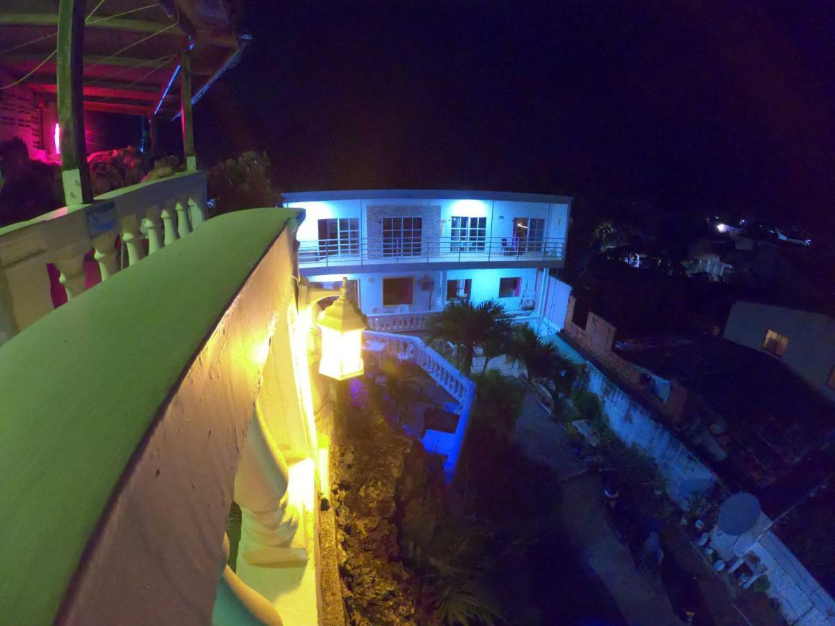 The Rock House Eco (adults Only)