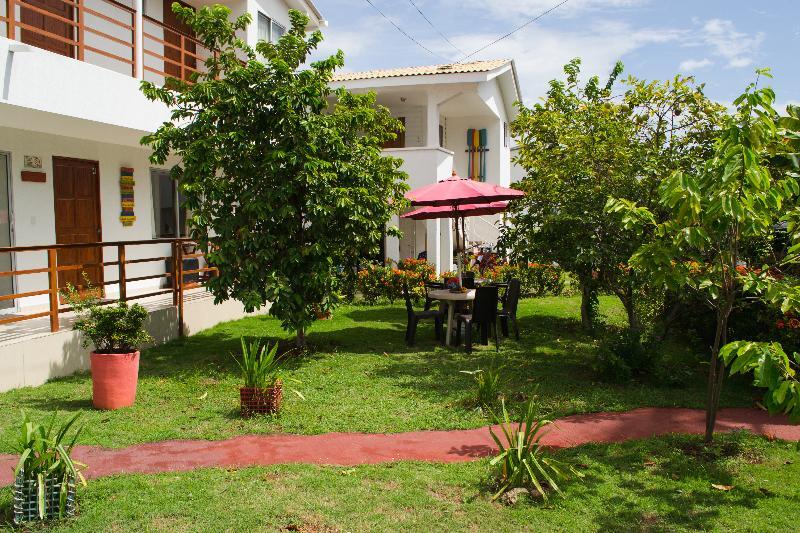 Yard Inn 3*