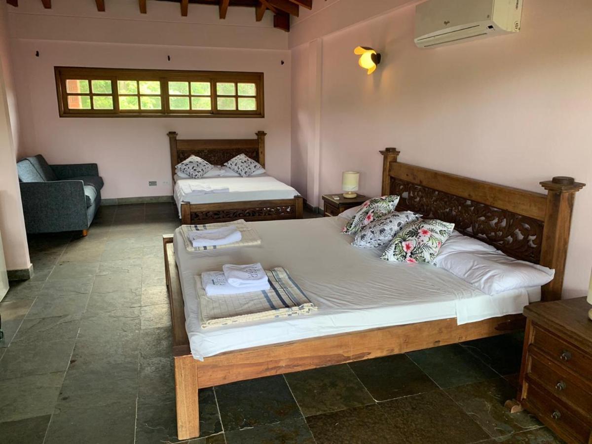 Hostal República *