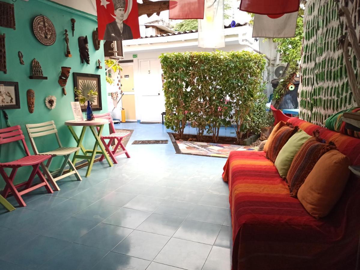 Nativa Lizard House Hostal *